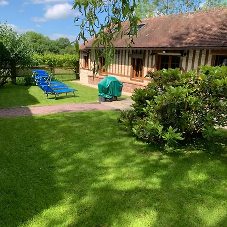 Holiday home Les Hortensias *